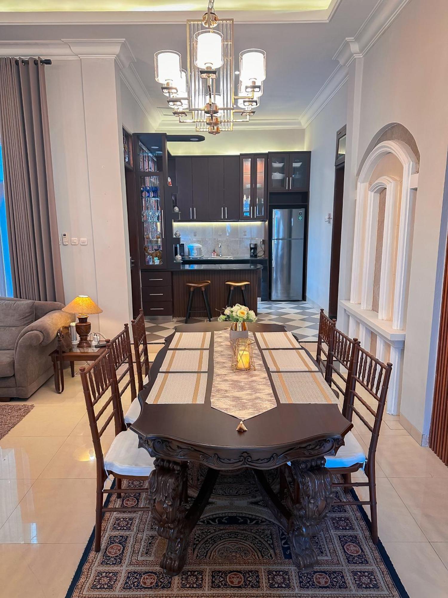 Hening Pool Residence Purwokerto Εξωτερικό φωτογραφία