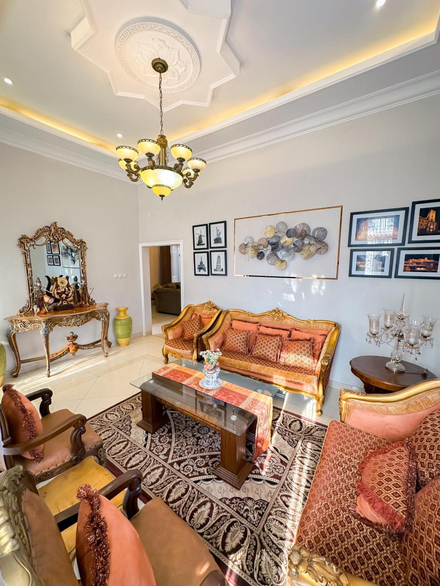 Hening Pool Residence Purwokerto Εξωτερικό φωτογραφία